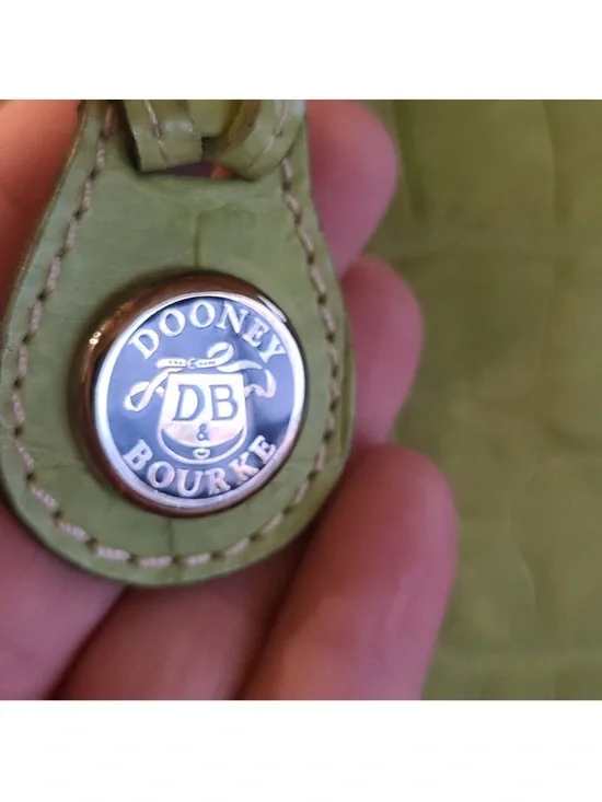 Vintage Dooney and Bourke, Lime Green Croc-Embossed Satchel Bag EUC - Picture 3 of 9